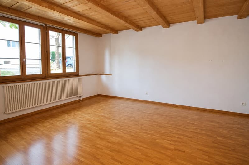 Charmante 2.5-Zimmerwohnung im Erdgeschoss (5)