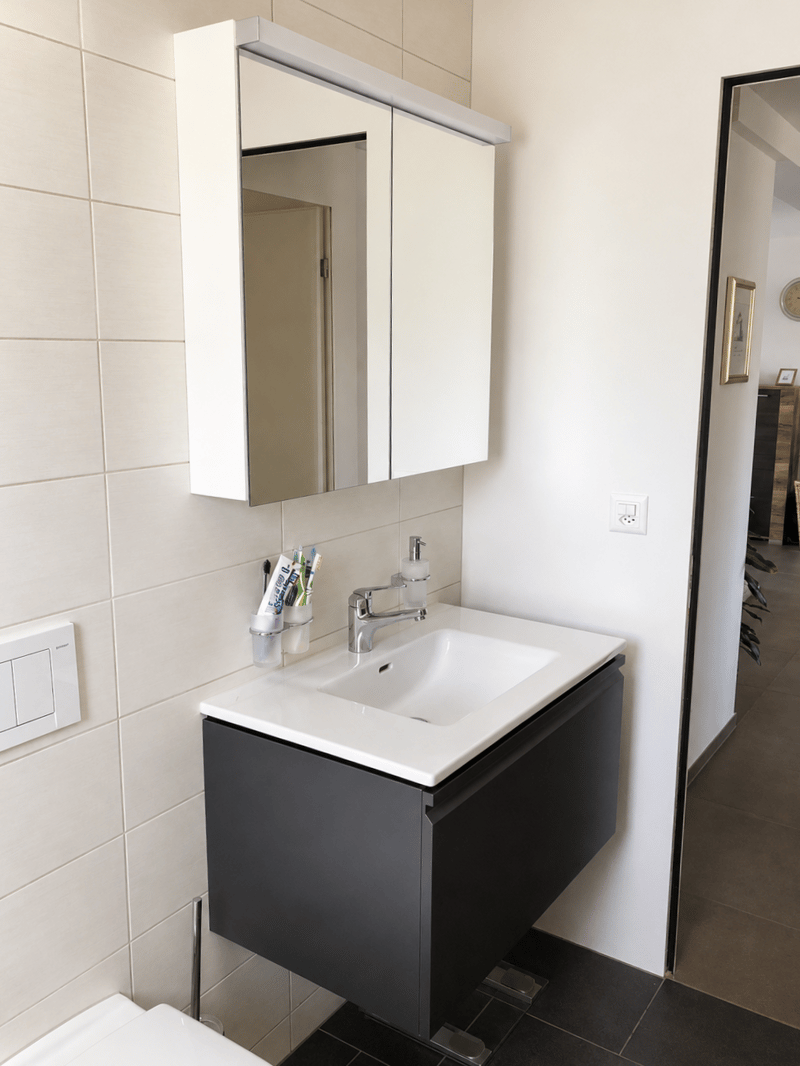 Wunderschöne 3.5-Zimmerwohnung mit schöner Aussicht (6)