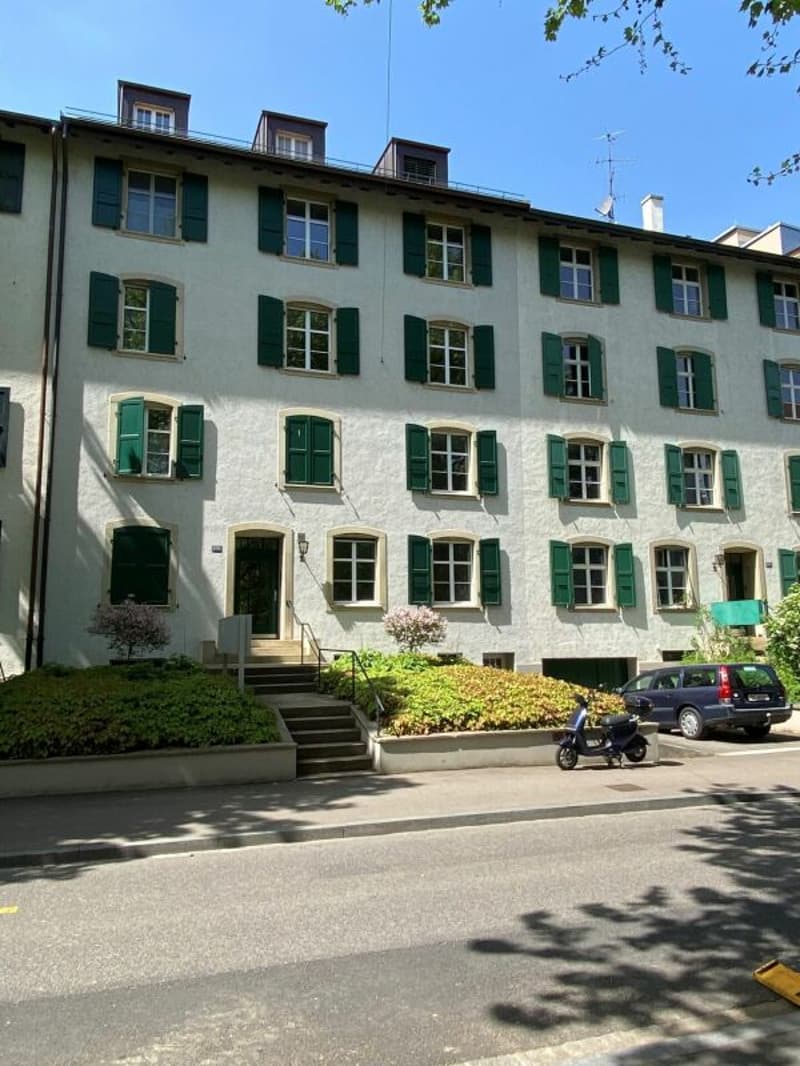 Strassenfassade