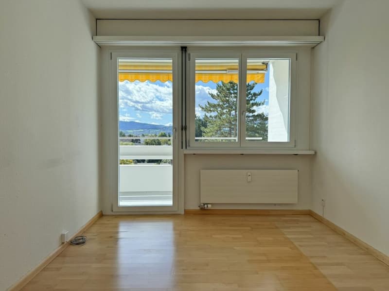 Bright 4.5-room apartment with a view (10)