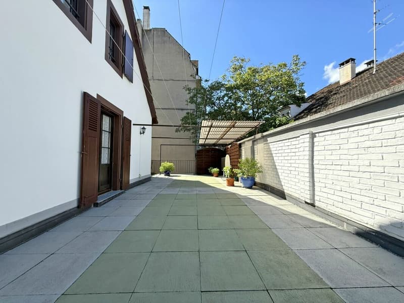Unique semi-detached family home (12)