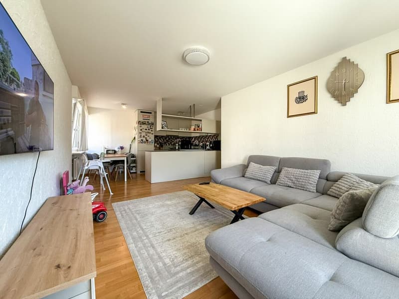 Helle 3.5-Zimmerwohnung mit Balkon (5)