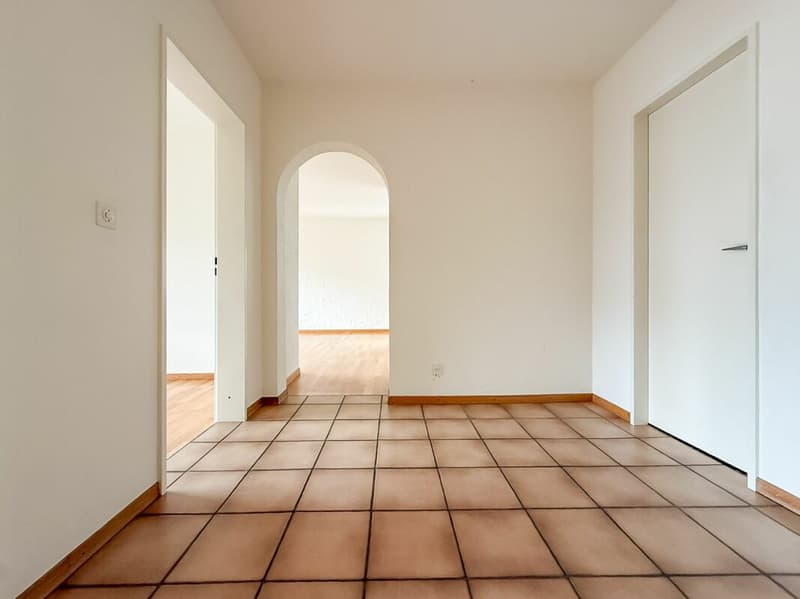 Helle 3.5-Zimmerwohnung mit Balkon (2)