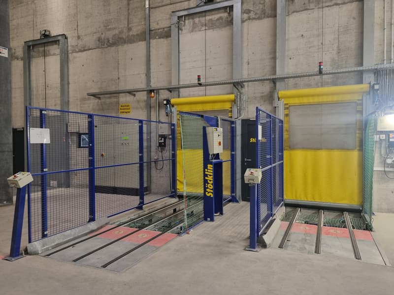 Magazzino a scaffalatura alta su Uferstrasse 70 (2)