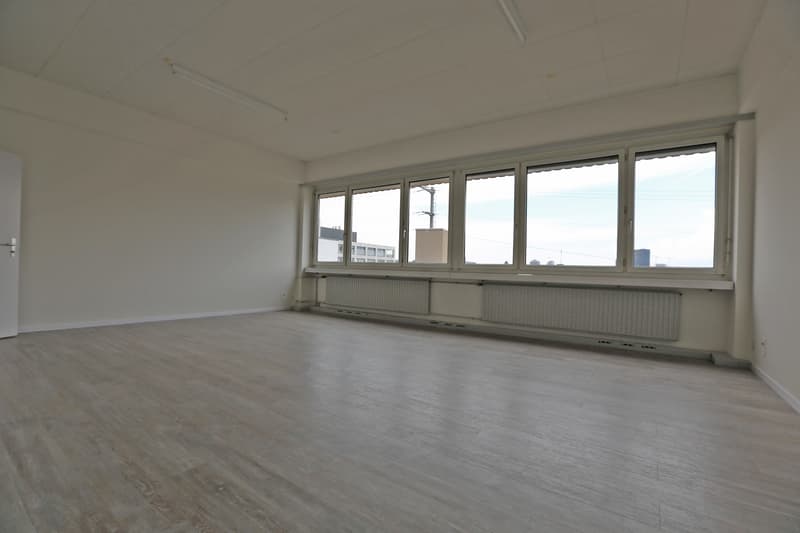 Spazi uffici con potenziale ? Auf dem Wolf 10, 4052 Basel (6)