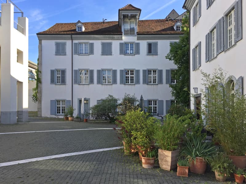 Rosshof mit Liegenschaft