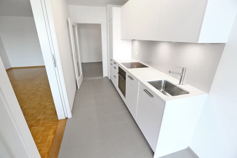 Küche (Beispielfoto aus baugleicher Wohnung; Abweichungen sind möglich)