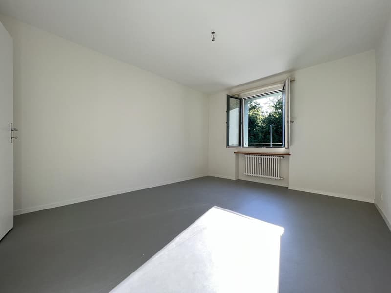 Zimmer 1 (Beispielfoto aus baugleicher Wohnung; Abweichungen sind möglich)