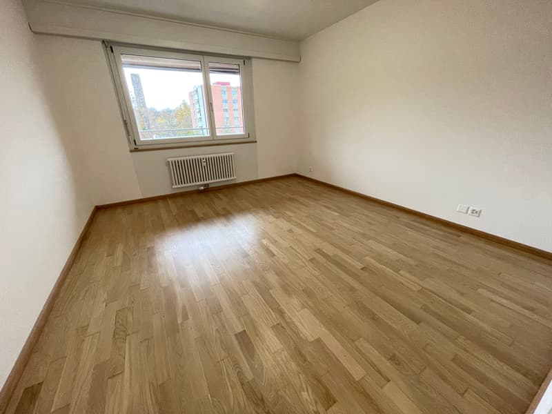 Zimmer 4 (Beispielfoto aus baugleicher Wohnung; Abweichungen sind möglich)
