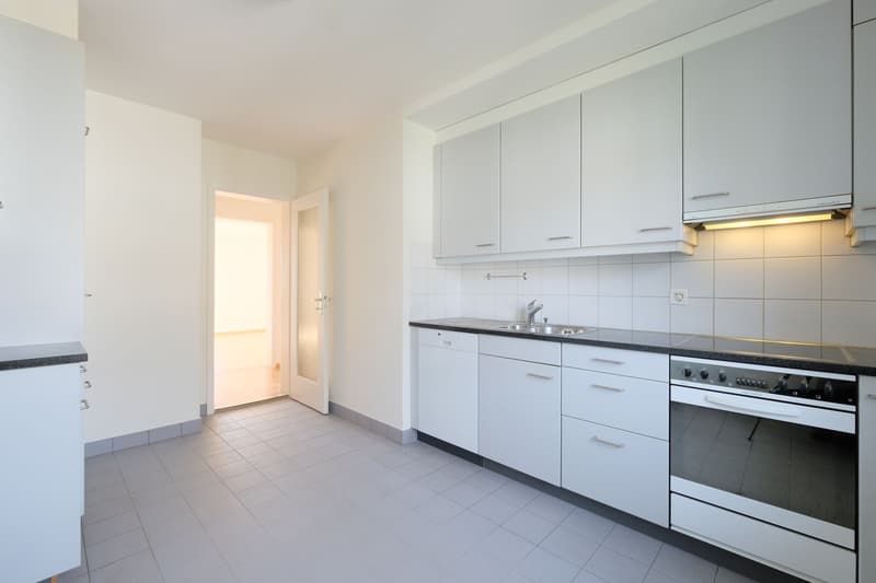 Küche (Beispielfoto aus baugleicher Wohnung; Abweichungen sind möglich)