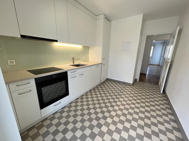Küche (Beispielfoto aus baugleicher Wohnung; Abweichungen sind möglich)