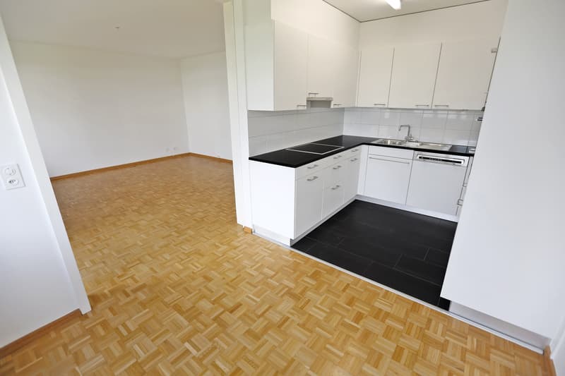 Essplatz mit Küche (Beispielfoto aus baugleicher Wohnung auf dem 1.OG; Abweichungen sind möglich)