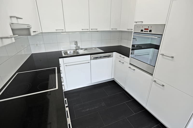Küche (Beispielfoto aus baugleicher Wohnung auf dem 1.OG; Abweichungen sind möglich)
