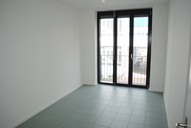 Zimmer 1 (Beispielfoto aus baugleicher Wohnung im 1.OG; Abweichungen sind möglich)