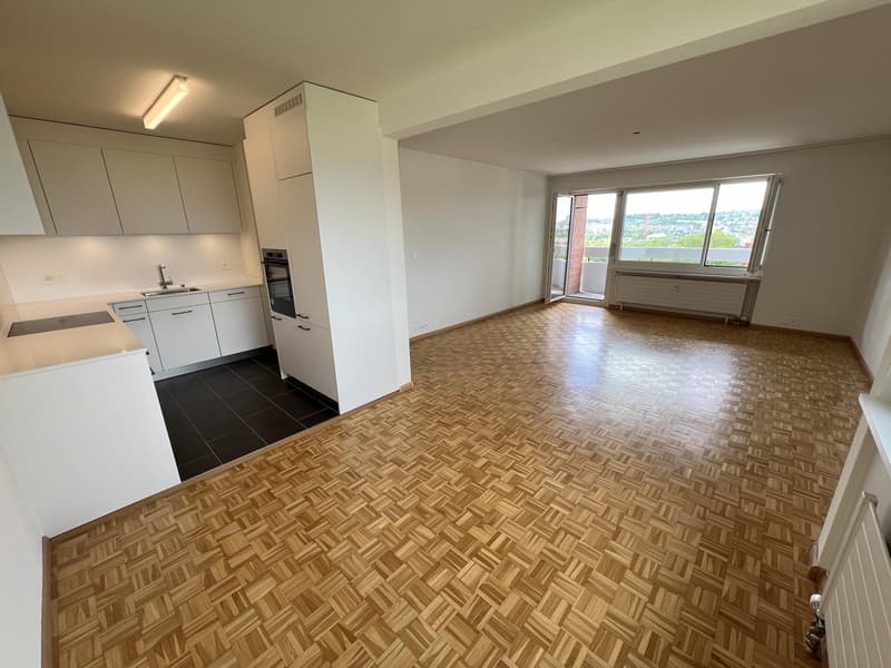 Küche / Wohnzimmer (Beispielfoto aus baugleicher Wohnung; Abweichungen sind möglich)