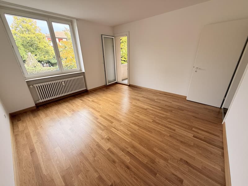 Wohnzimmer (Beispielfoto aus baugleicher Wohnung; Abweichungen sind möglich)