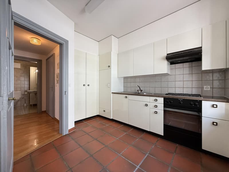 Charmant appartement dans un immeuble ancien au centre de Kleinbasel près du Rhin (10)