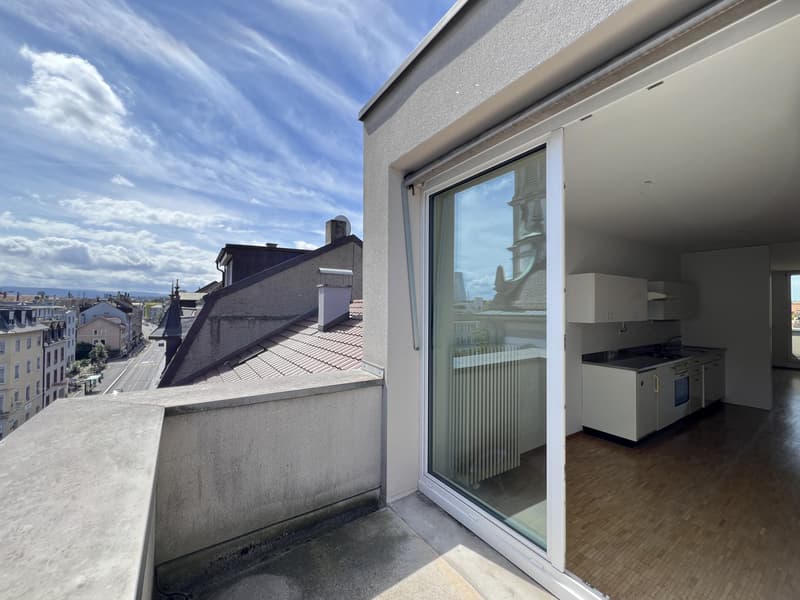 Balkon zur Strasse