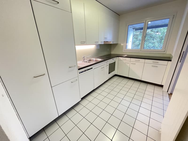 Küche (Beispielfoto aus baugleicher Wohnung auf dem 4.OG; Abweichungen sind möglich)