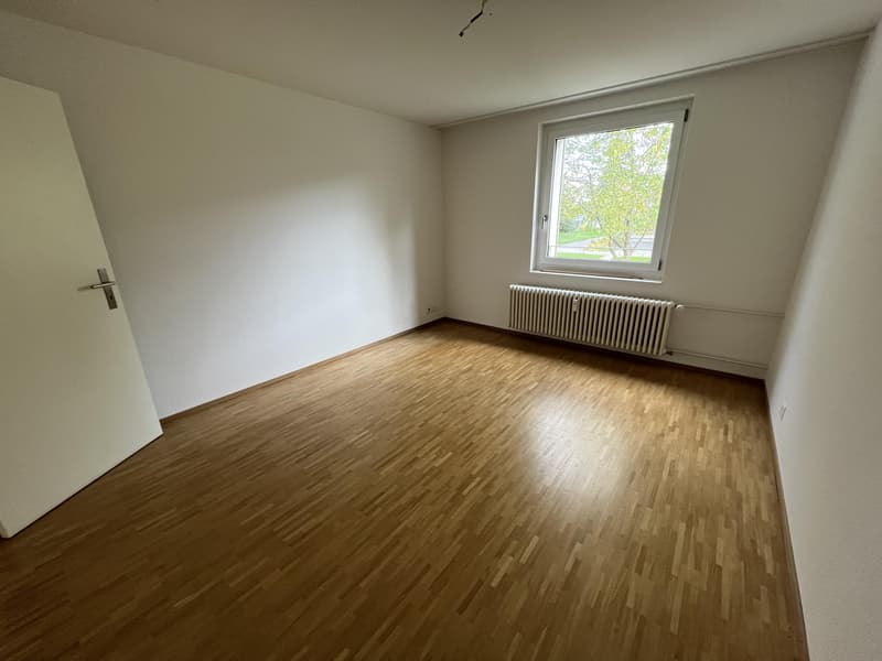 Zimmer 1 (Beispielfoto aus baugleicher Wohnung; Abweichungen sind möglich)
