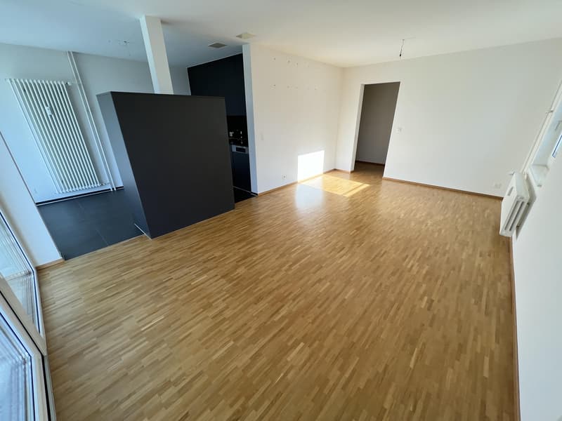 Wohnzimmer (Beispielfoto aus baugleicher Wohnung; Abweichungen sind möglich)