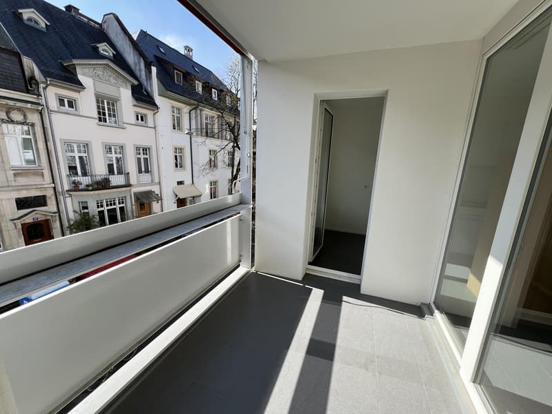 Balkon (Beispielfoto aus baugleicher Wohnung; Abweichungen sind möglich)