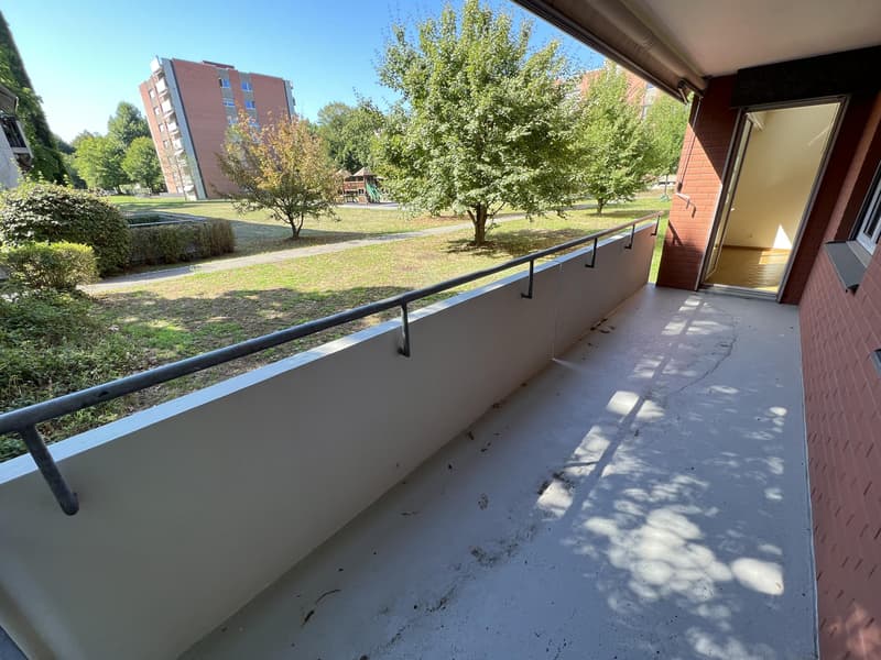 Balkon (Beispielfoto aus baugleicher Wohnung; Abweichungen sind möglich)