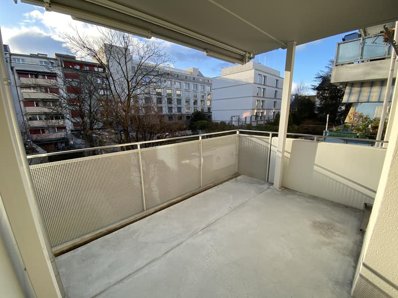 Balkon (Beispielfoto aus baugleicher Wohnung im 2.OG; Abweichungen sind möglich)