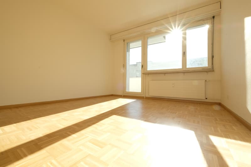 Zimmer 2 (Beispielfoto aus baugleicher Wohnung; Abweichungen sind möglich)