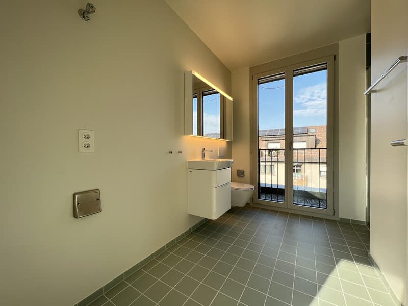 Appartamento moderno 2 locali con grande terrazza a St. Johann (4)