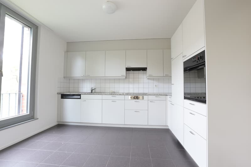Küche (Beispielfoto aus baugleicher Wohnung im 1.OG; Abweichungen sind möglich)