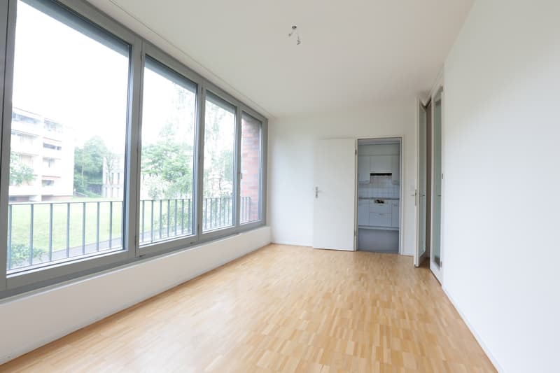 Esszimmer / Wintergarten (Beispielfoto aus baugleicher Wohnung im 1.OG; Abweichungen sind möglich)