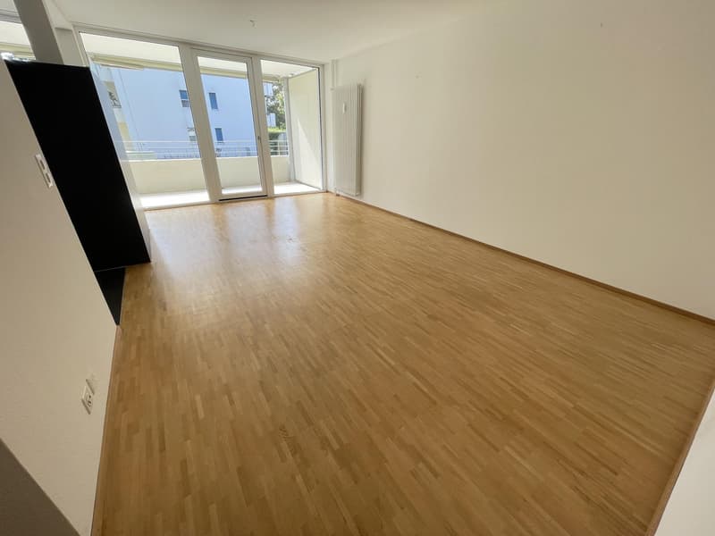 Wohnzimmer (Beispielfoto aus baugleicher Wohnung; Abweichungen sind möglich)