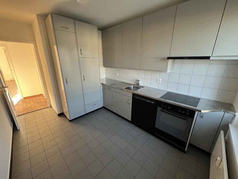Küche (Beispielfoto aus baugleicher Wohnung; Abweichungen sind möglich)