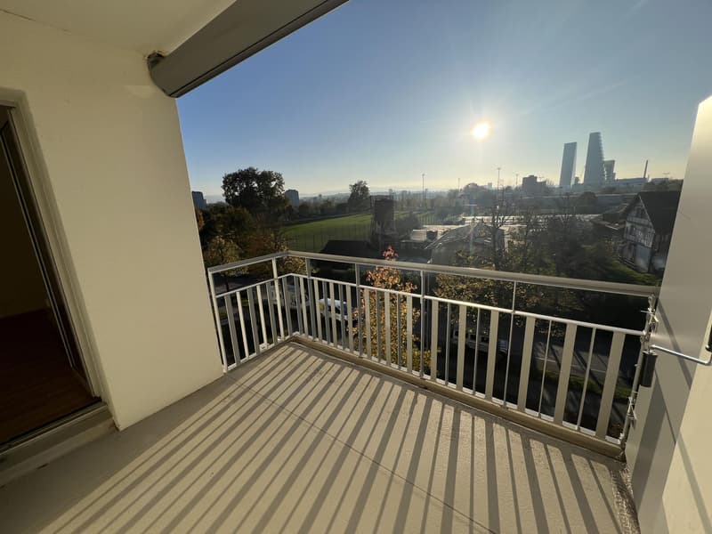 Balkon (Beispielfoto aus baugleicher Wohnung; Abweichungen sind möglich)