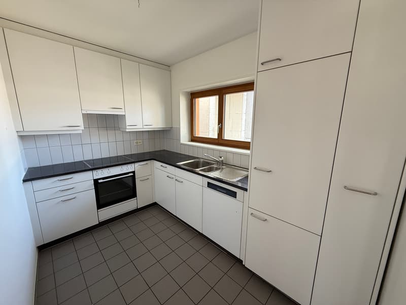 Küche (Beispielfoto aus baugleicher Wohnung; Abweichungen sind möglich)