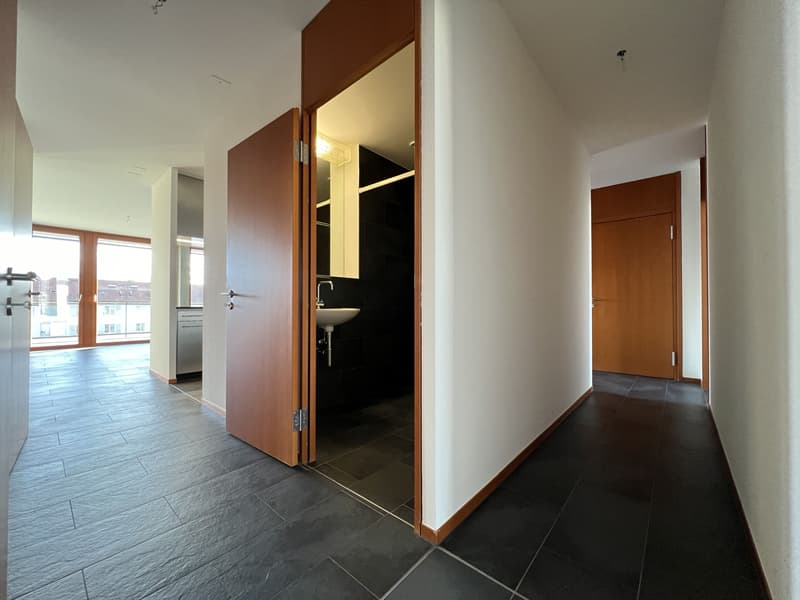 Korridor (Beispielfoto aus baugleicher Wohnung; Abweichungen sind möglich)