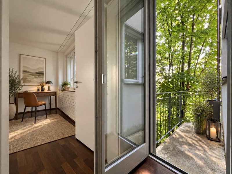Balkon hinten / Zimmer 1 (Foto einer baugleichen Wohnung mit beispielhafter Möblierung. Abweichungen sind möglich; die Wohnung wird unmöbliert vermietet)