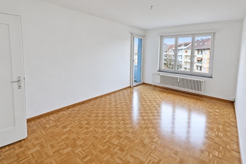 Wohnzimmer (Beispielaufnahme auf baugleicher Wohnung; Abweichungen sind möglich)