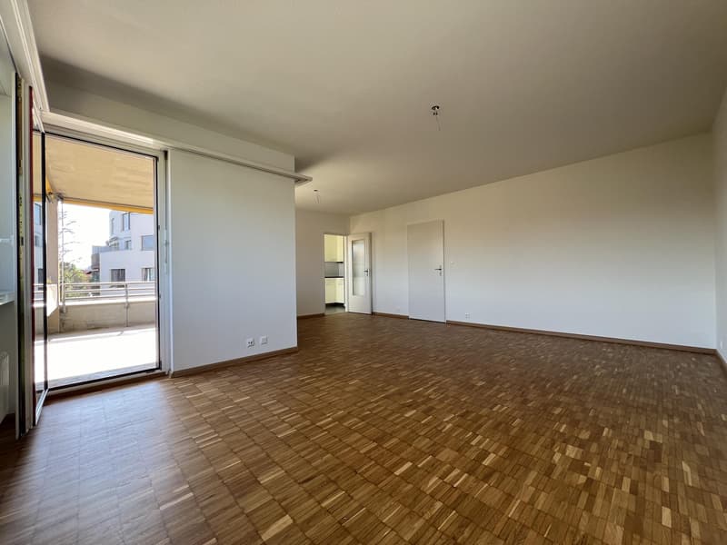 Wohnzimmer (Beispielfoto aus baugleicher Wohnung; Abweichungen sind möglich)