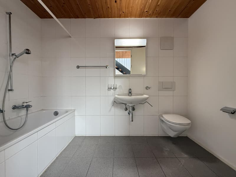 Badezimmer (Beispielfoto aus baugleichem Objekt; Abweichungen sind möglich)