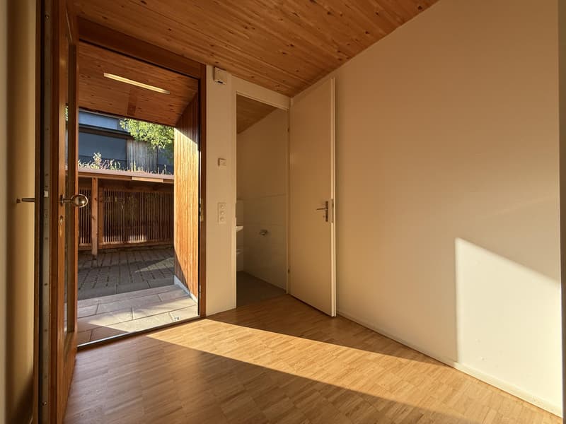 Entrée mit Gästetoilette (Beispielfoto aus baugleichem Objekt; Abweichungen sind möglich)