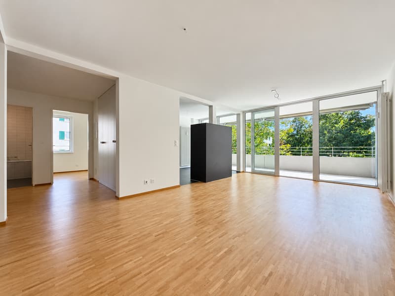 Wohnzimmer (Beispielfoto aus baugleicher Wohnung; Abweichungen sind möglich)