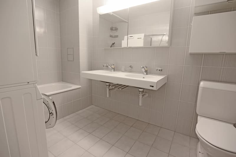 Badezimmer mit Waschturm