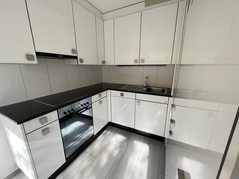 Küche (Beispielfoto aus baugleicher Wohnung im 4.OG; Abweichungen sind möglich)