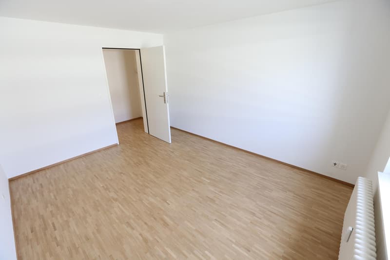 Zimmer 1 (Beispielfoto aus baugleicher Wohnung; Abweichungen sind möglich)