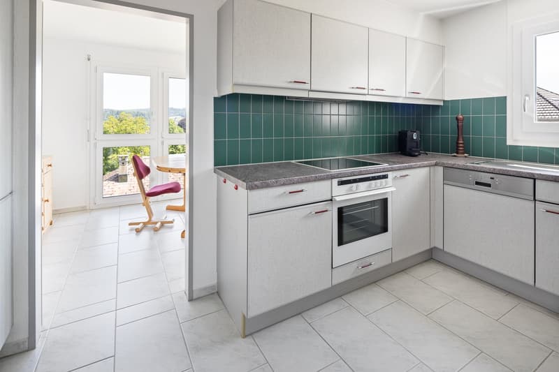 Attractive 6 ½-room maisonette apartment with 2 balconies in a quiet and sunny central location (9)