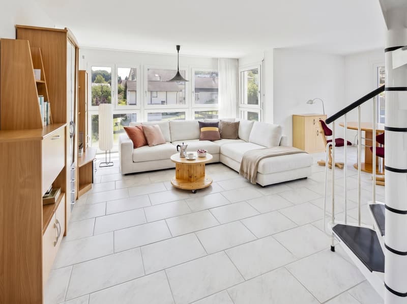 Attractive 6 ½-room maisonette apartment with 2 balconies in a quiet and sunny central location (5)