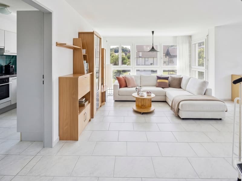 Attractive 6 ½-room maisonette apartment with 2 balconies in a quiet and sunny central location (7)