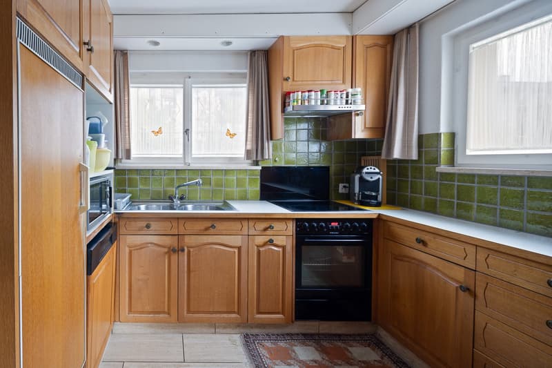 Spacious house for a family, for multi-generational living or living and working (21)